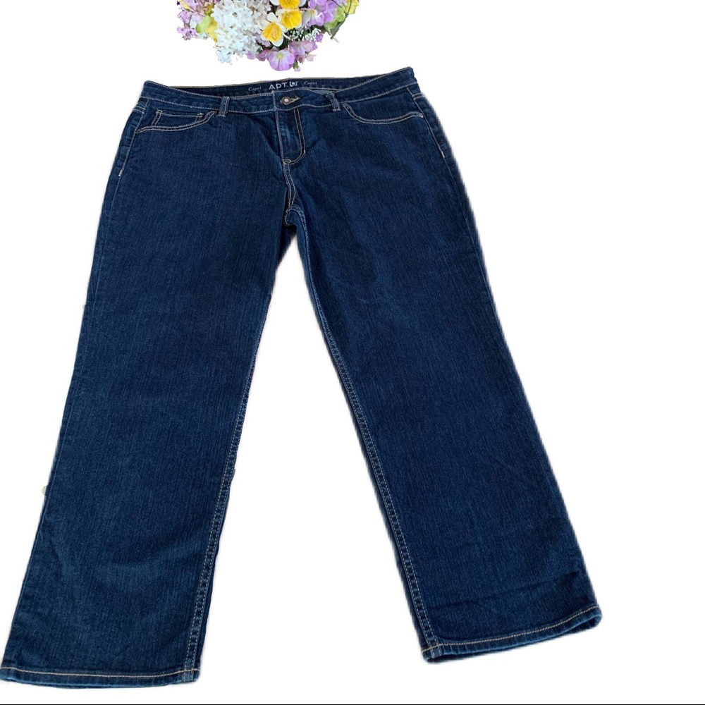 APT.9 Capris SZ 16